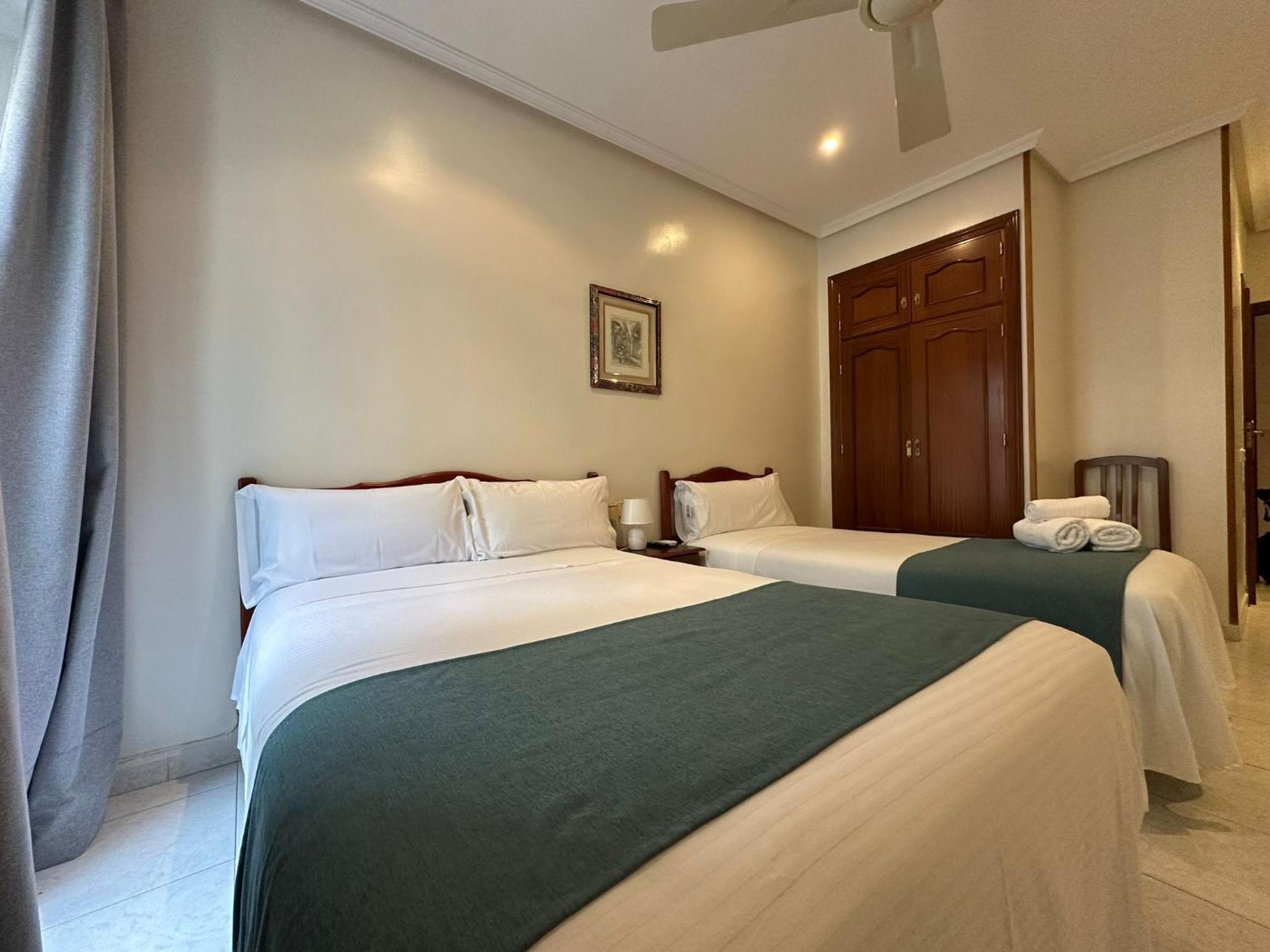 Double Room Private Bathroom